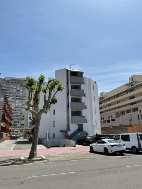 Apartamento Vacacional Empuriabrava Luaran gambar